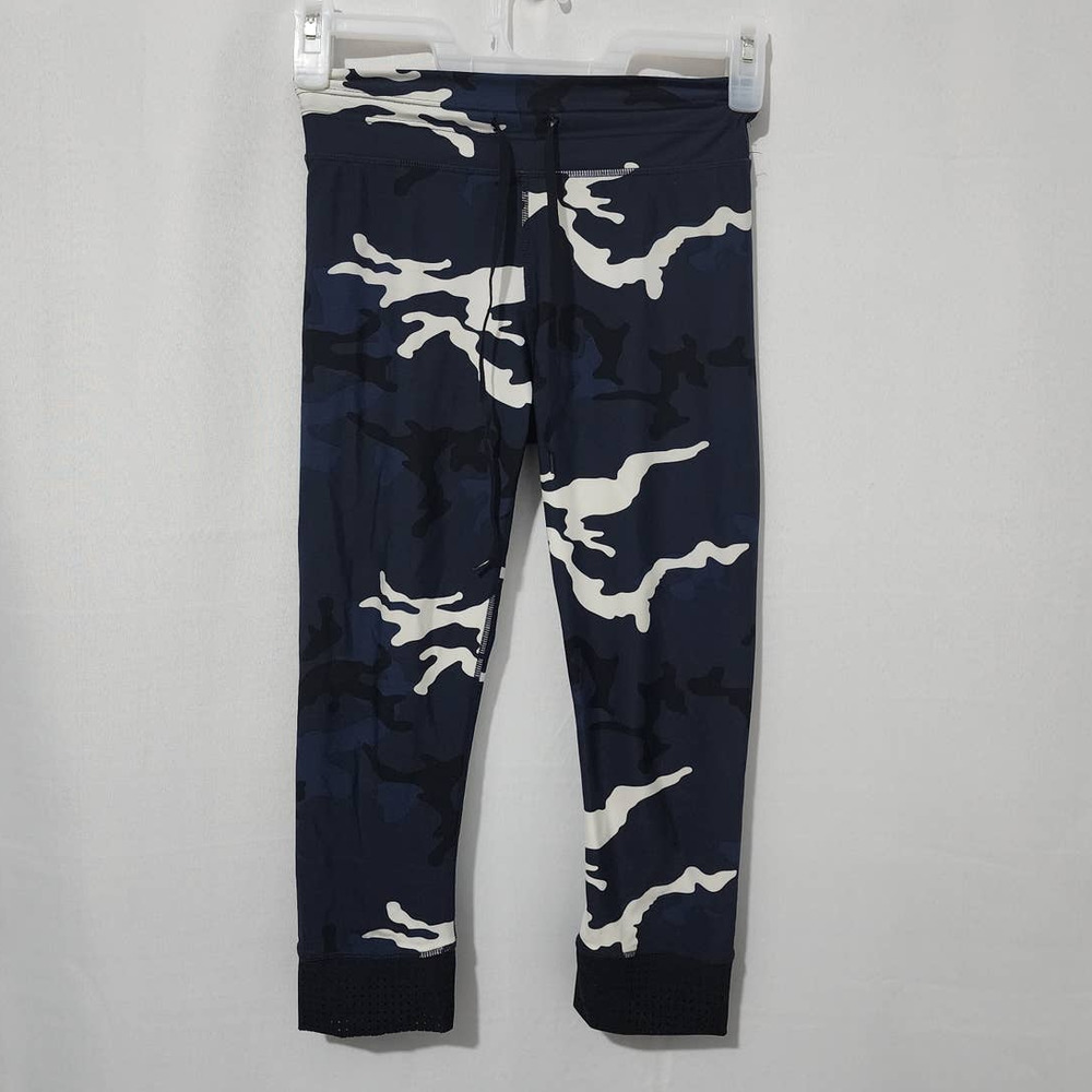 THE UPSIDE Kala NYC Blue Camo Capri Leggings Mesh Cuffs Size 6 Small